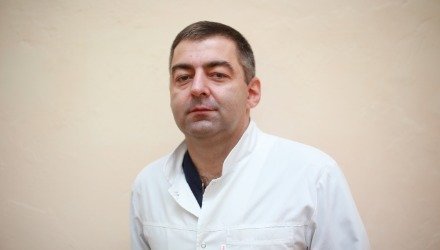 Максимюк Виталий Васильевич - Врач-хирург