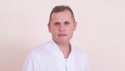 Товстенко Дмитрий Александрович - Врач-стоматолог-терапевт