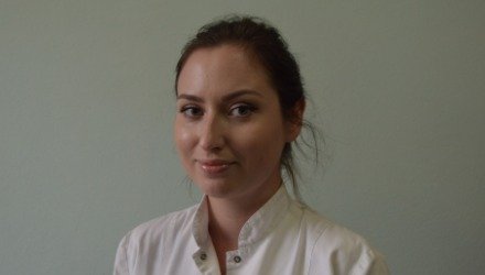Костюченко Алина Максимовна - Врач-стоматолог