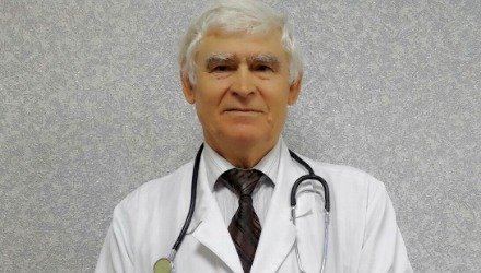 Калініченко Василь Іванович - Лікар-терапевт