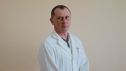 Мельниченко Олександр Миколайович - Завідувач амбулаторії, лікар загальної практики-сімейний лікар