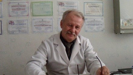 Бондаренко Володимир Миколайович - Завідувач амбулаторії, лікар загальної практики-сімейний лікар