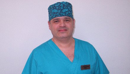 Беккер Александр Львович - Врач-хирург