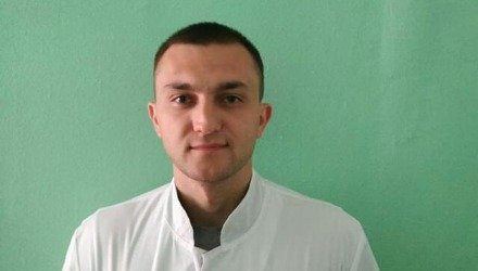 Гриджук Денис Дмитриевич - Врач-офтальмолог