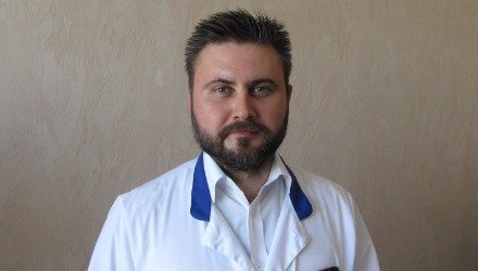 Єременко Максим Миколайович - Завідувач відділення, лікар-ортопед-травматолог